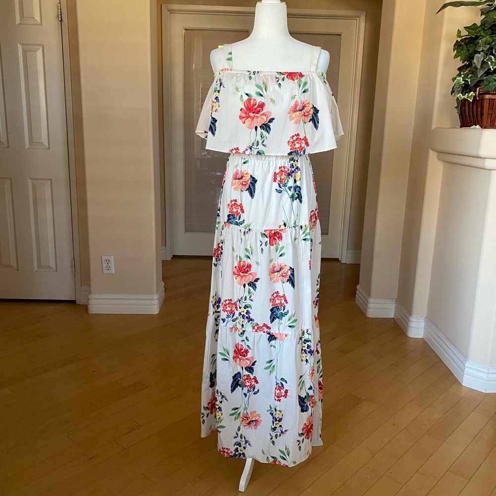 Melonie Bohemian Floral Off-Shoulder Maxi Dress